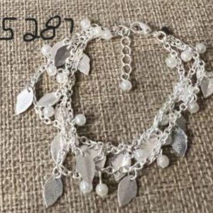 New Premier Designs Porcelain Bracelet and Earrings set